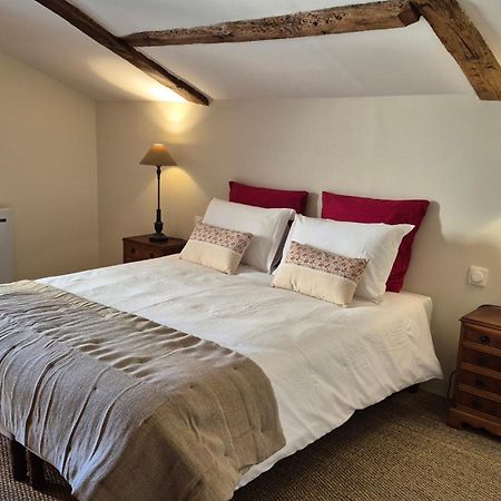 Chambre Saint Emilion - Le Clos D'Antan Les Artigues-de-Lussac Exterior photo